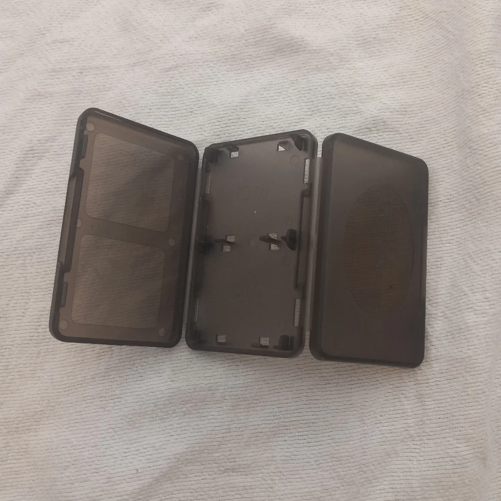 Nintendo DS Cartridge Case